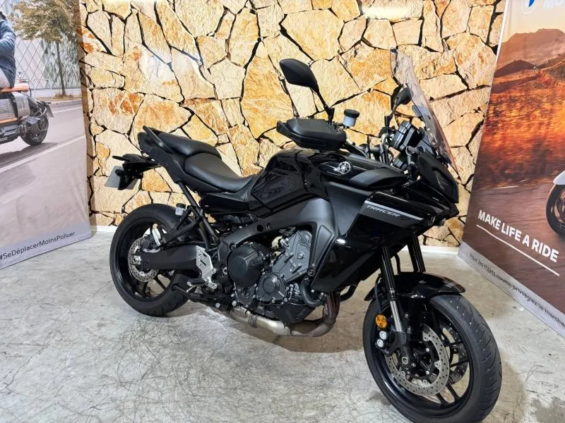 YAMAHA Tracer 9 900 2024