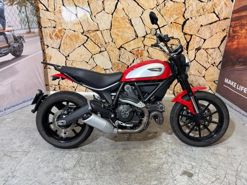DUCATI Scrambler 800 Icon ABS