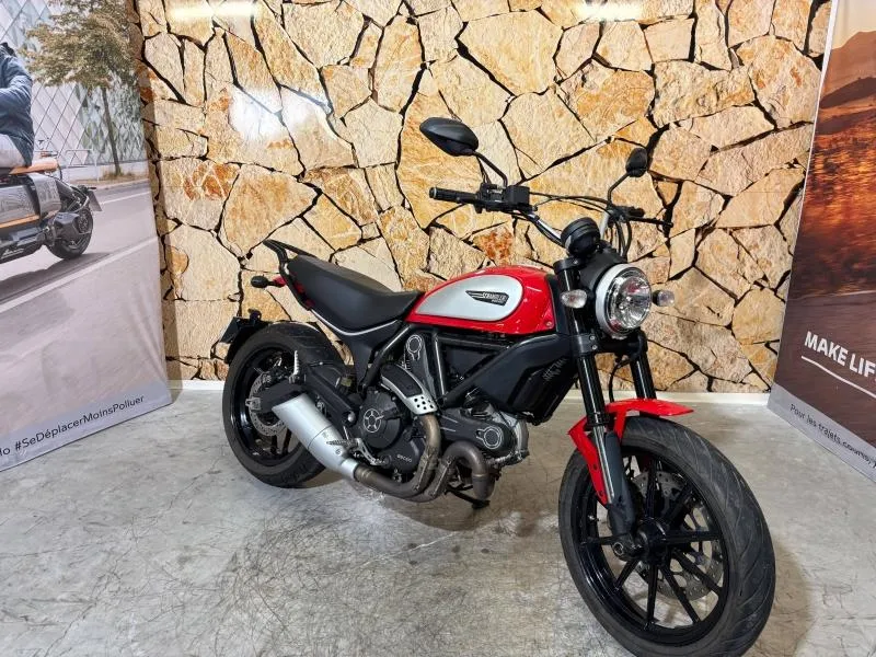 DUCATI Scrambler 800 Icon ABS
