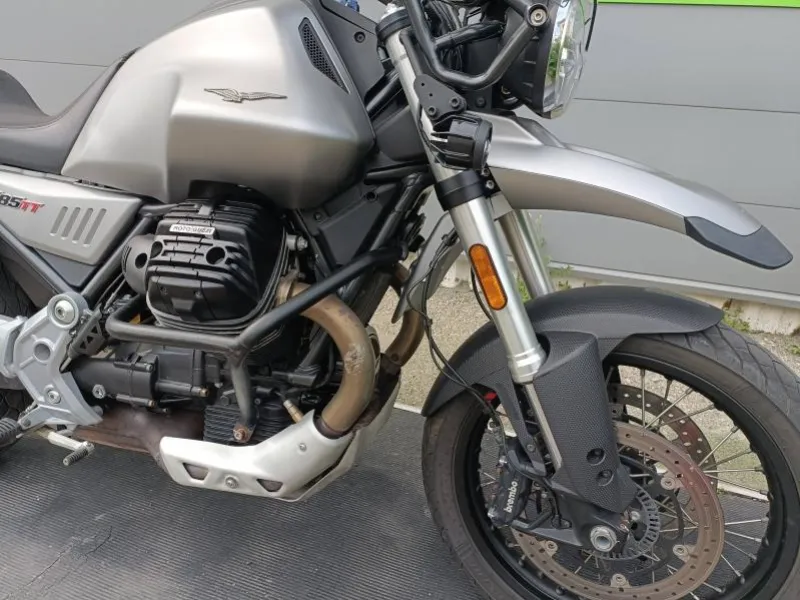 MOTO-GUZZI V85 TT 850 ABS + TC 1ER MAIN REVISEE V 85 TT