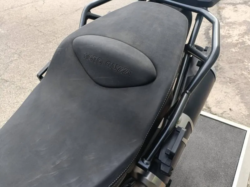 MOTO-GUZZI V85 TT 850 ABS + TC 1ER MAIN REVISEE V 85 TT