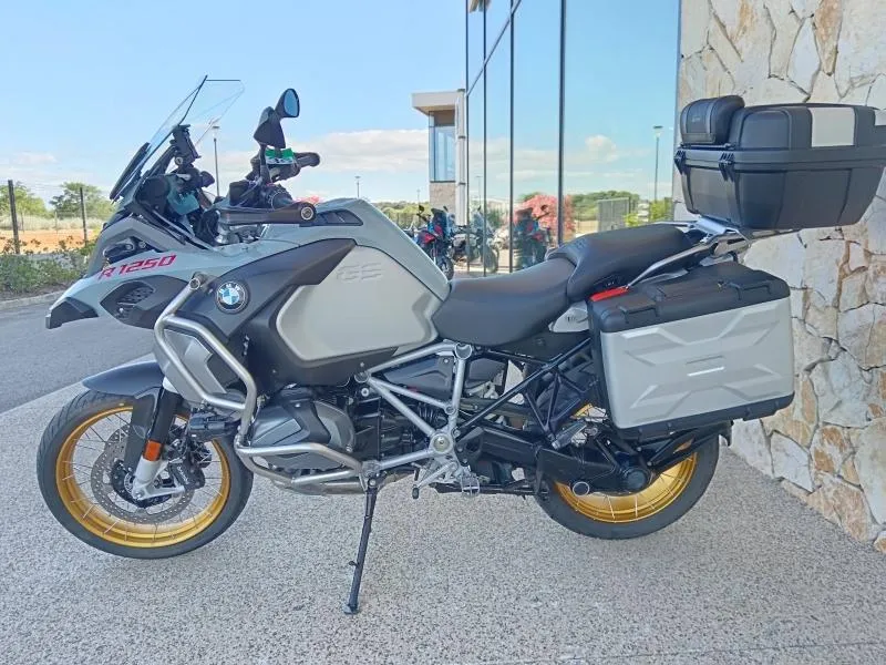 BMW 1250 GS Adventure Full Pack. 6435kms