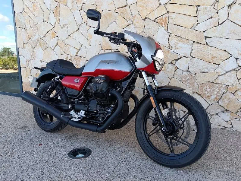 MOTO-GUZZI 850 Stone Corsa