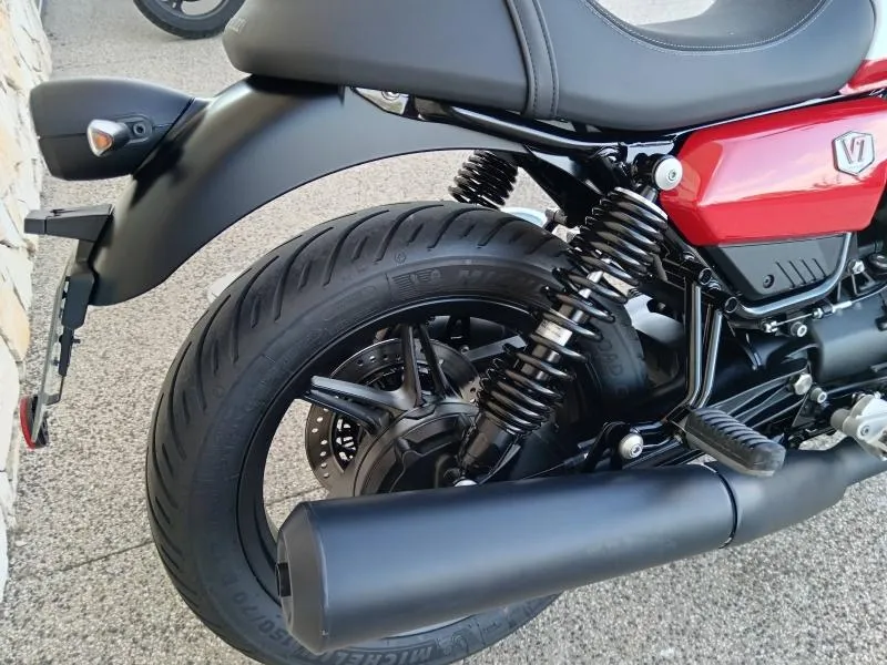 MOTO-GUZZI 850 Stone Corsa