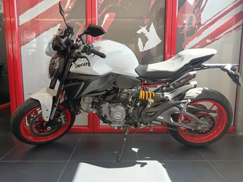 DUCATI V2 890 LIGNE TERMIGNONI OPTIONNELLE