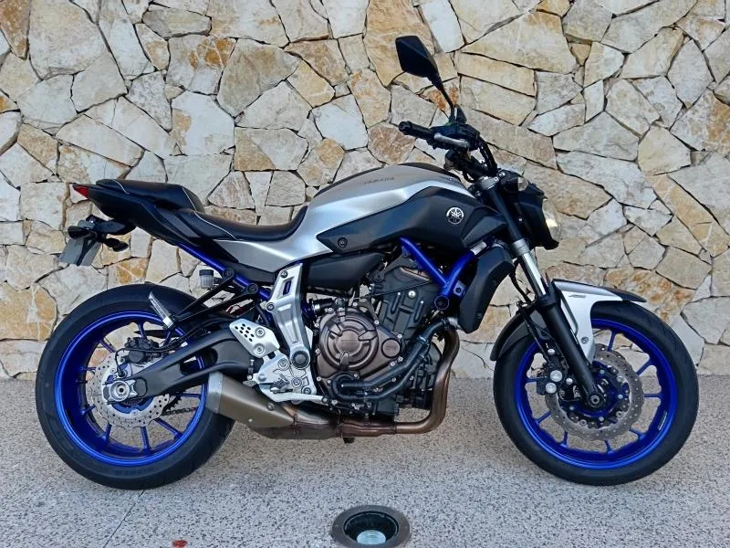YAMAHA MT-07 700 35kw ABS 2015 A2