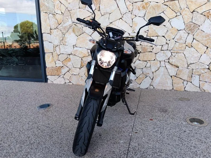 YAMAHA MT-07 700 35kw ABS 2015 A2