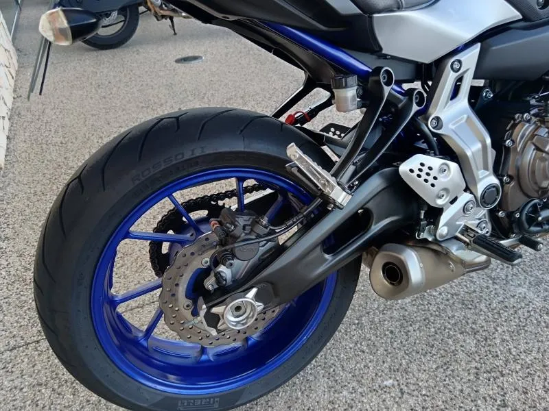 YAMAHA MT-07 700 35kw ABS 2015 A2
