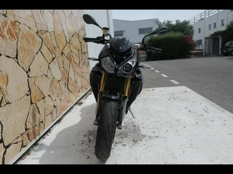 BMW 1000 R Pack Dynamic + Sport