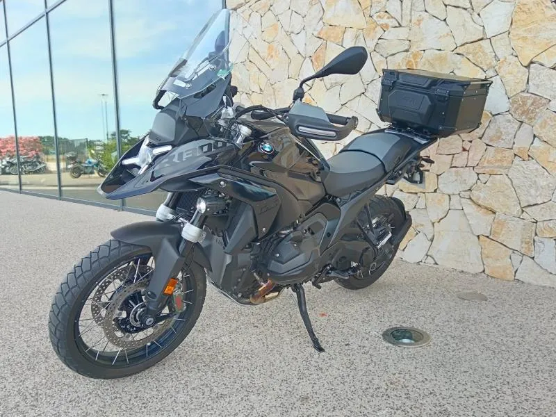 BMW 1300 GS Full Pack et boite Auto