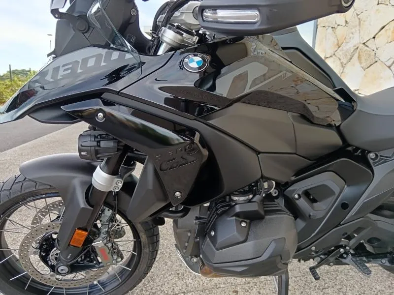 BMW 1300 GS Full Pack et boite Auto
