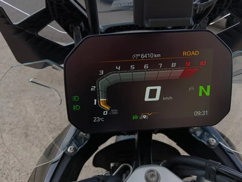 BMW 1300 GS Full Pack et boite Auto