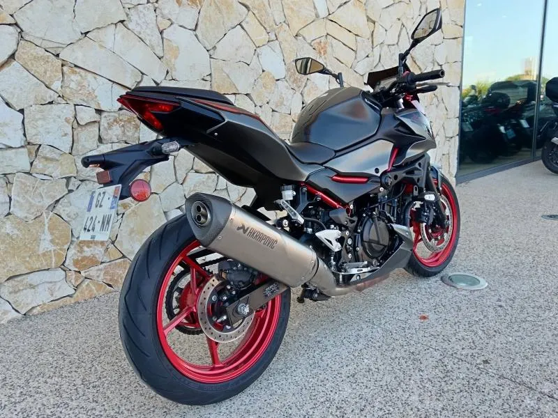 KAWASAKI 500 SE 2024 + pot Akrapovic