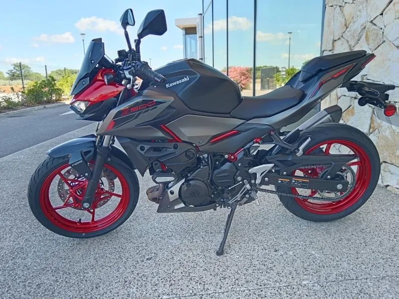 KAWASAKI 500 SE 2024 + pot Akrapovic