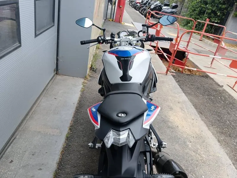 BMW 1000 R Style HP