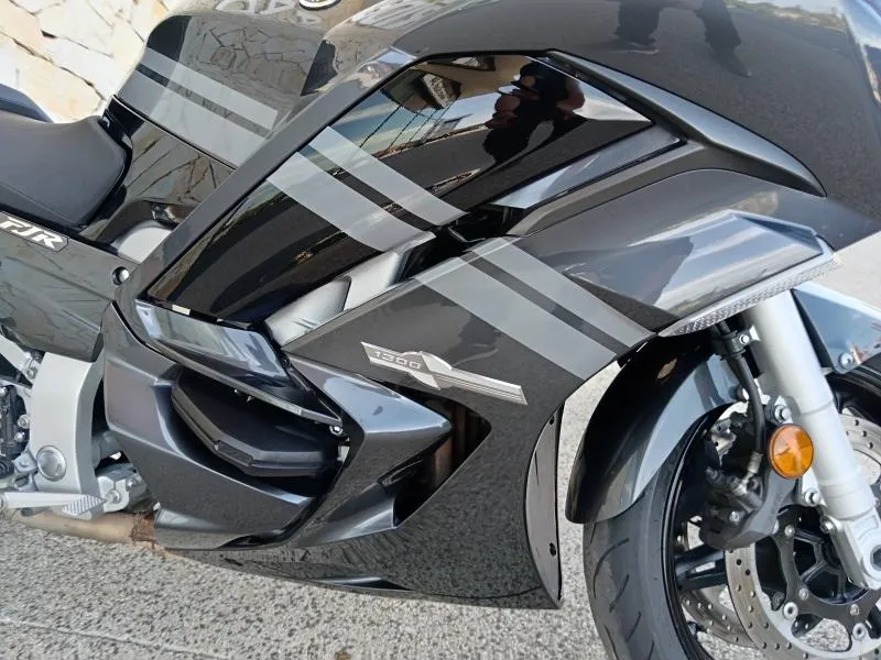 YAMAHA FJR 1300 A 2018 AVEC BAGAGERIE