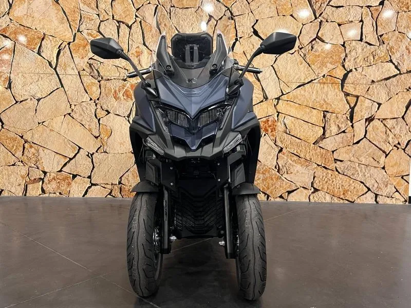 KYMCO 3 ROUES CV3
