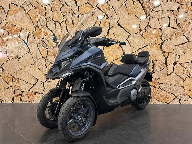 KYMCO 3 ROUES CV3