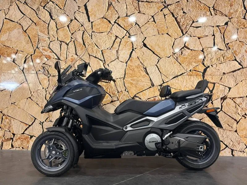 KYMCO 3 ROUES CV3