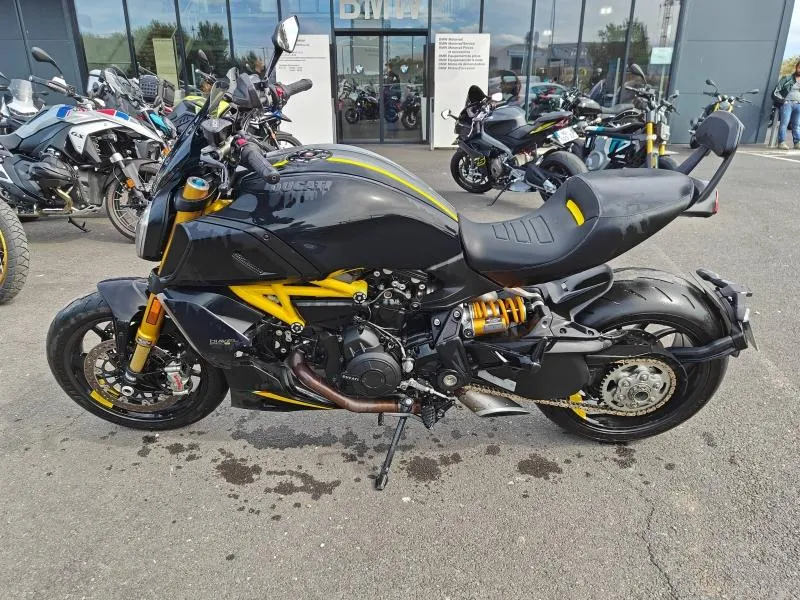 DUCATI 1260 S