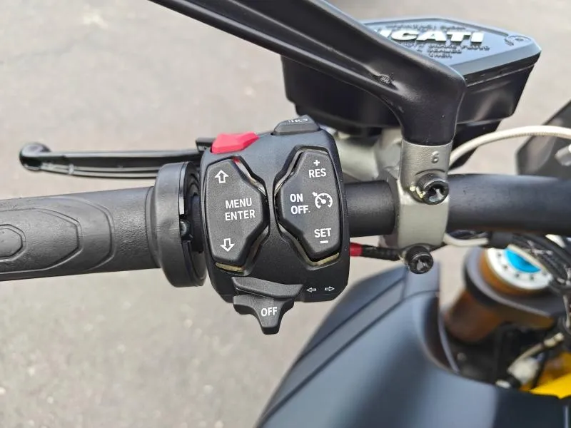 DUCATI 1260 S