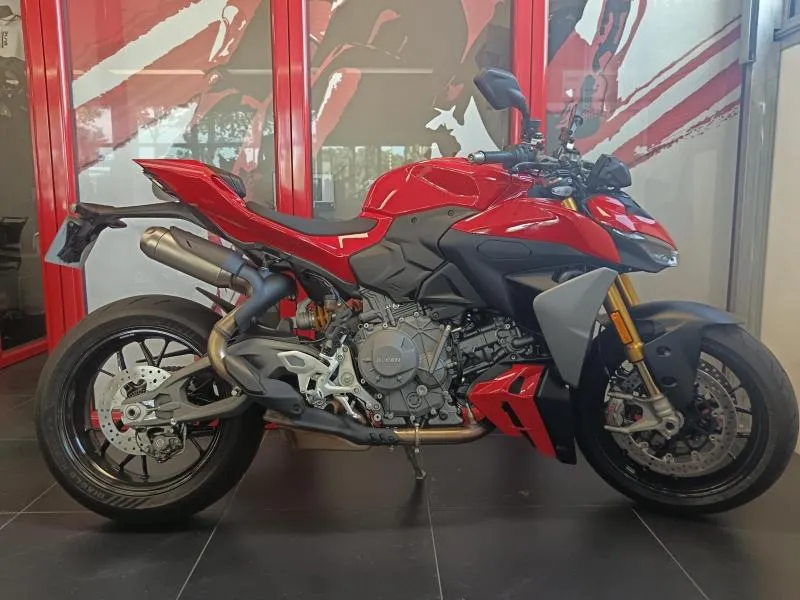 DUCATI 890  V2 S