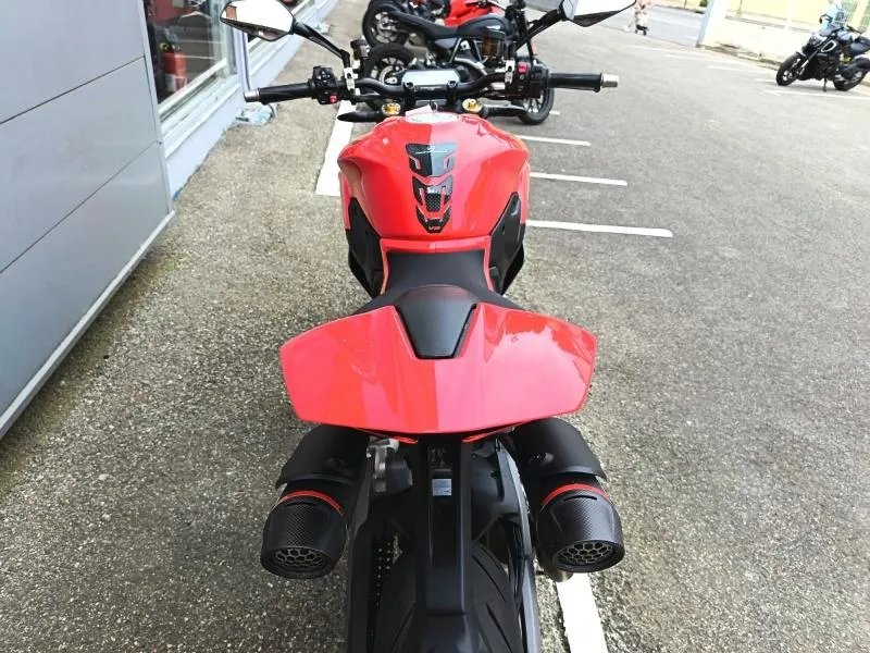 DUCATI Streetfighter V2 S 1ère main garantie 12/02/2029 hors accessoires
