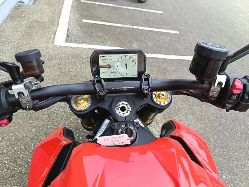 DUCATI Streetfighter V2 S 1ère main garantie 12/02/2029 hors accessoires