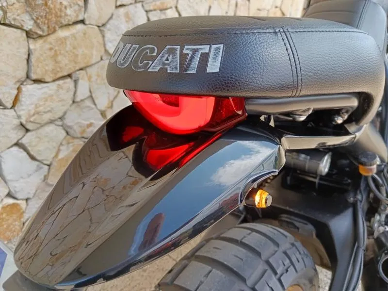 DUCATI 800 Desert Sled ABS + OPTIONS
