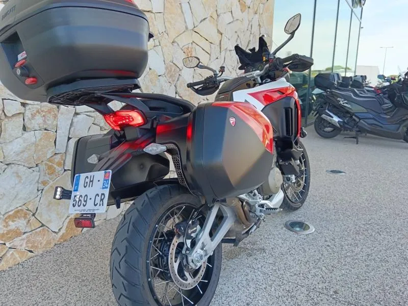DUCATI V4 S 1160 Sport  Travel & Radar Spoked wheels