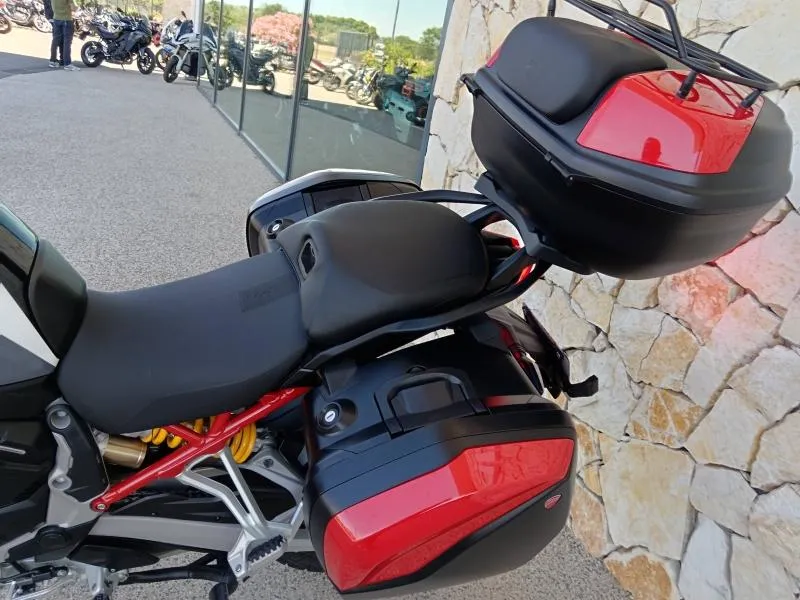 DUCATI V4 S 1160 Sport  Travel & Radar Spoked wheels