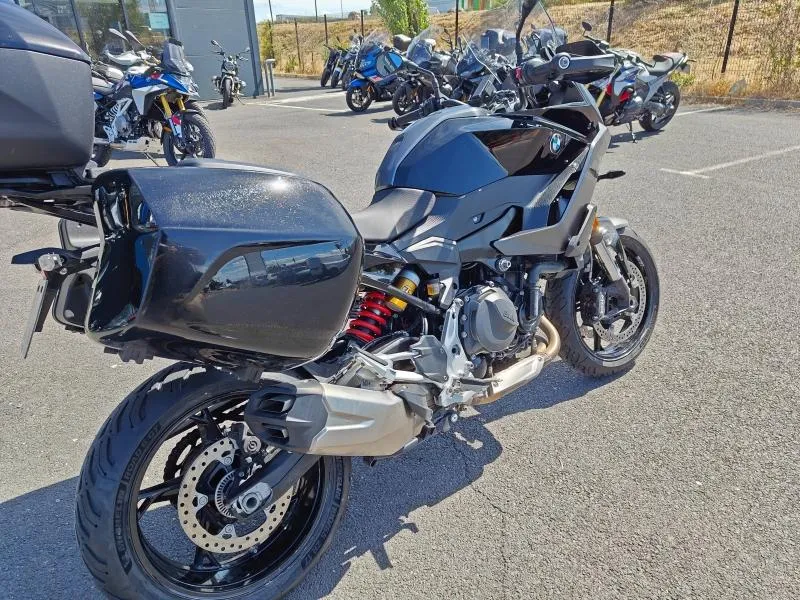 BMW 900 XR 2025