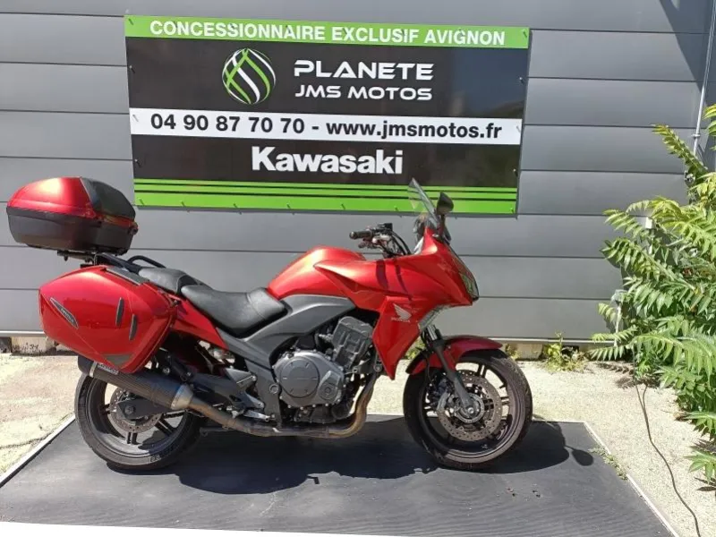 HONDA CBF 1000 F C-ABS REVISE A SAISIR