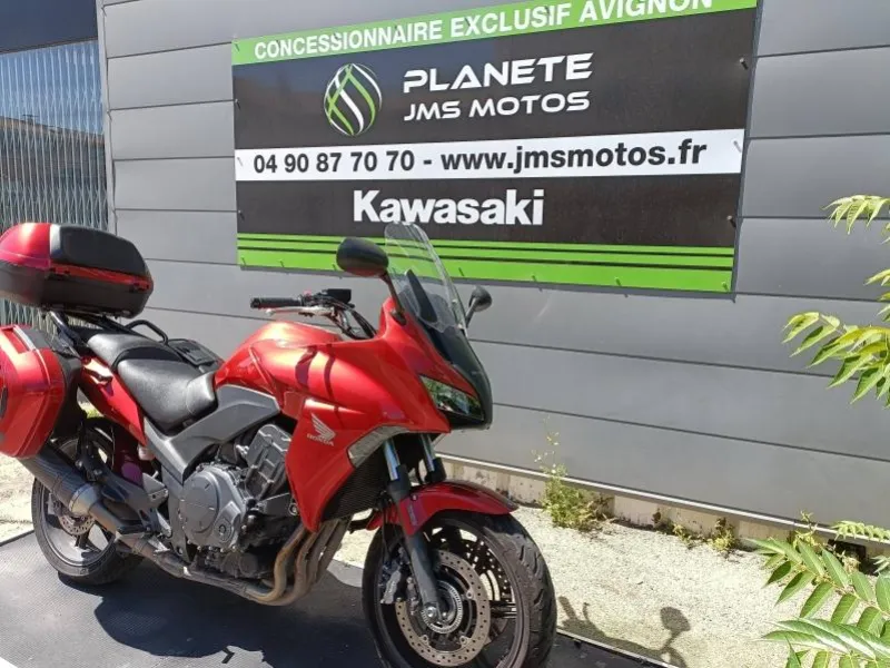 HONDA CBF 1000 F C-ABS REVISE A SAISIR