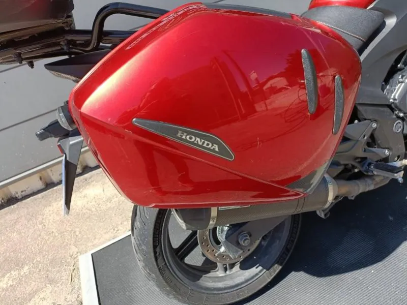 HONDA CBF 1000 F C-ABS REVISE A SAISIR