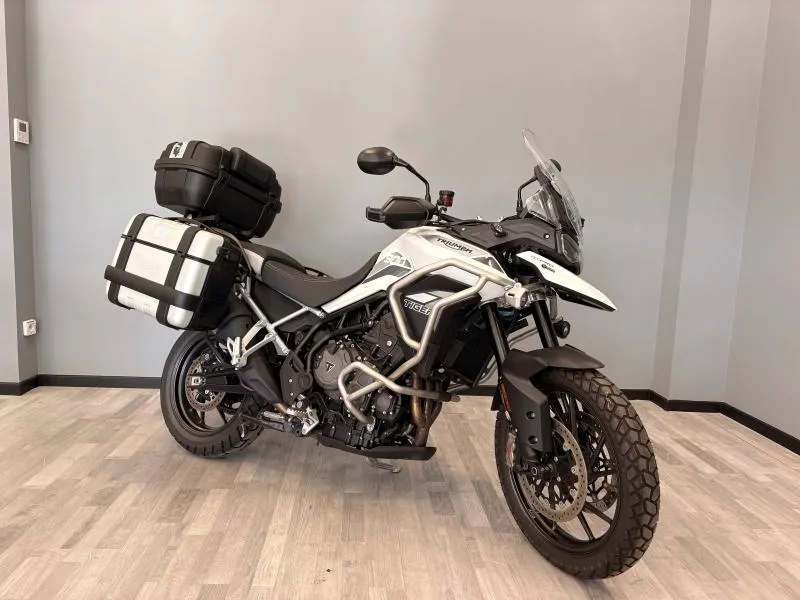 TRIUMPH Tiger 900 GT Pro