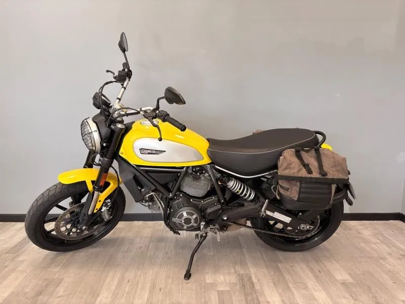DUCATI Scrambler 800 Icon ABS