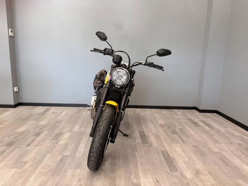 DUCATI Scrambler 800 Icon ABS