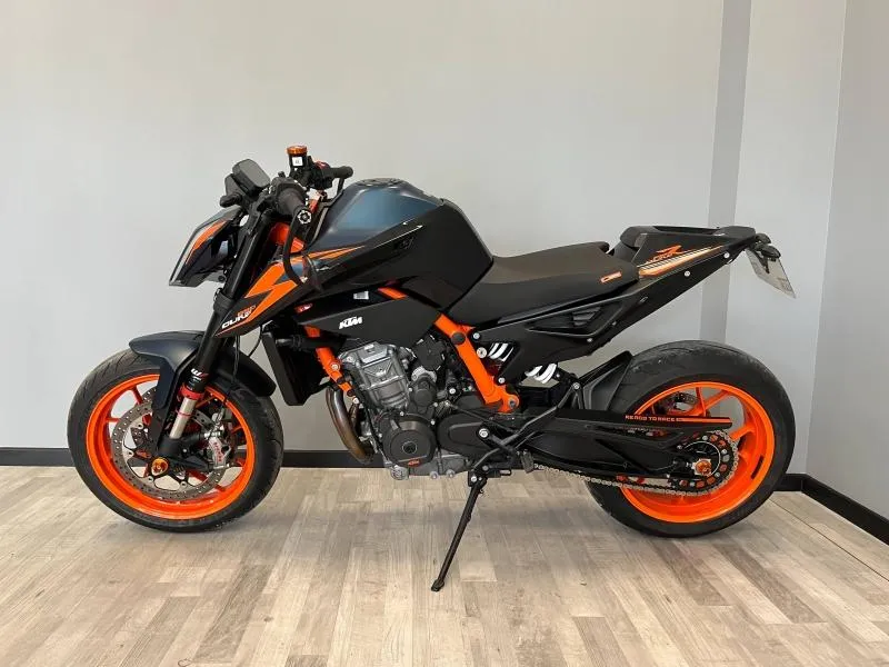 KTM Duke 890 R 2023