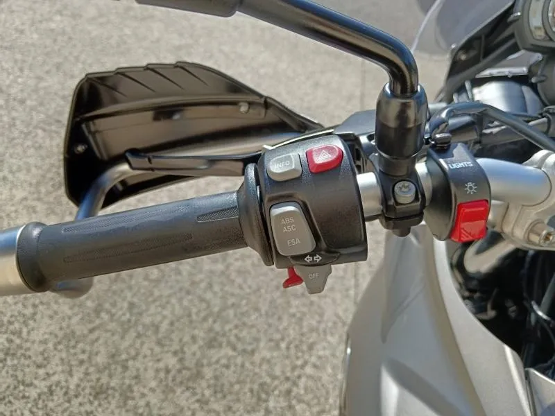 BMW 700 GS ABS Pack Sécurité + Pack Confort