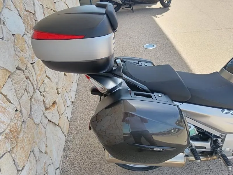 YAMAHA 1300 2008