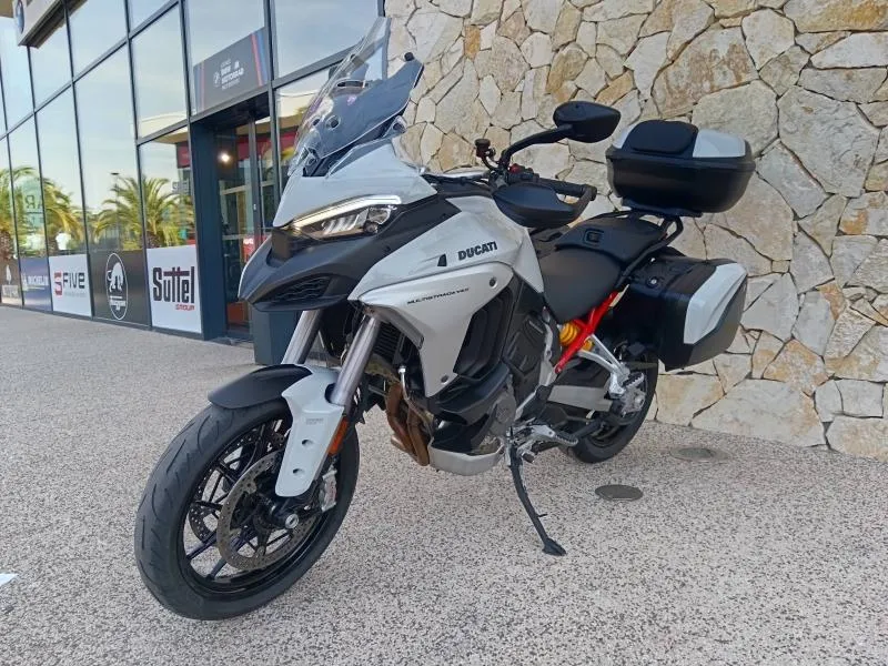 DUCATI V4 S 1160 Travel & Radar + OPTIONS