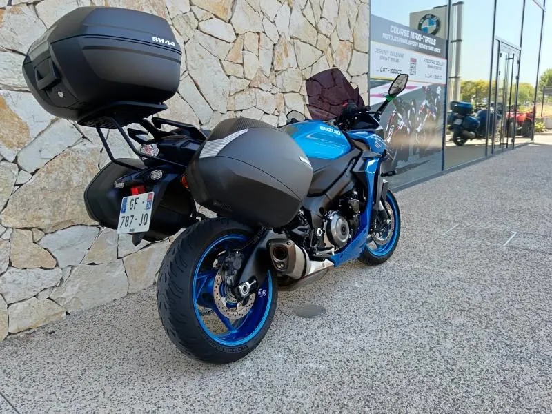 SUZUKI 1000 GT + options