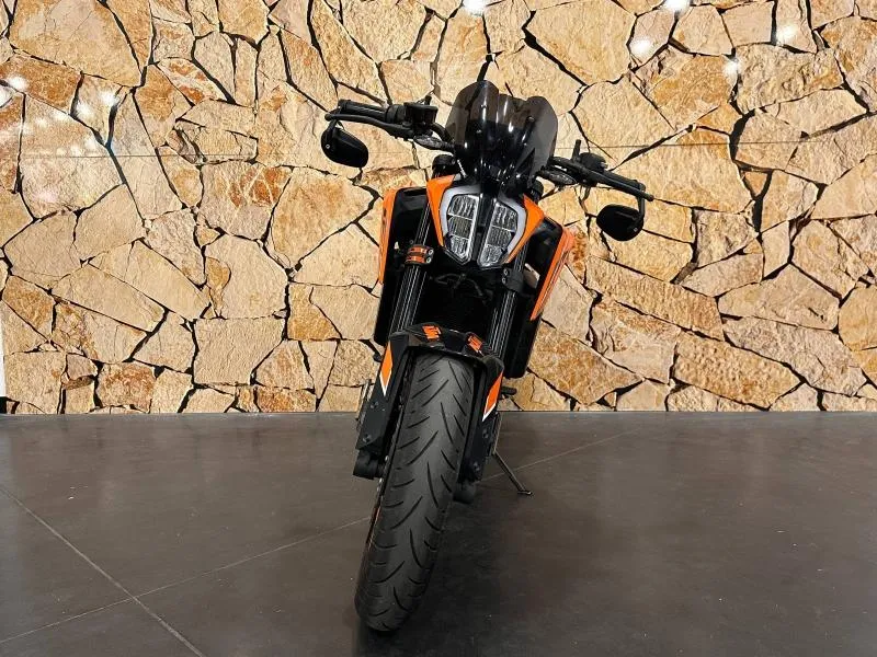 KTM Duke 790