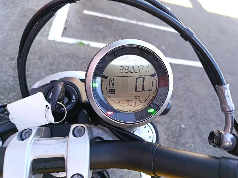 DUCATI Scrambler 800 Full Throttle ABS 1ère main