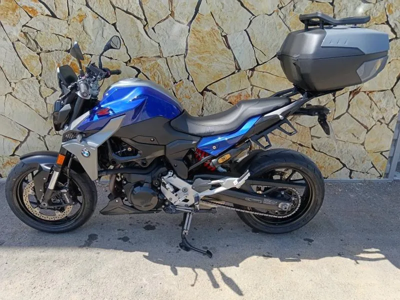 BMW F 900 R