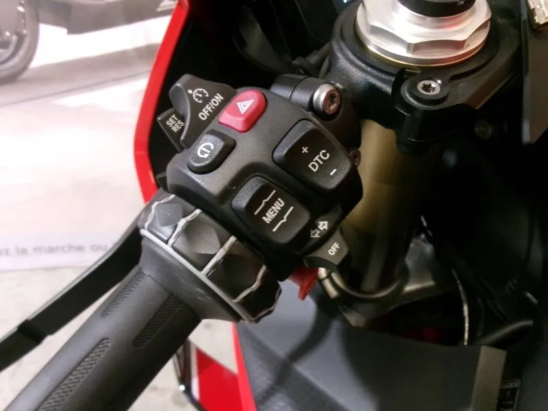BMW S 1000 RR