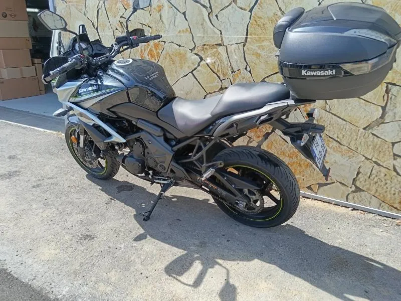 KAWASAKI 650 A2