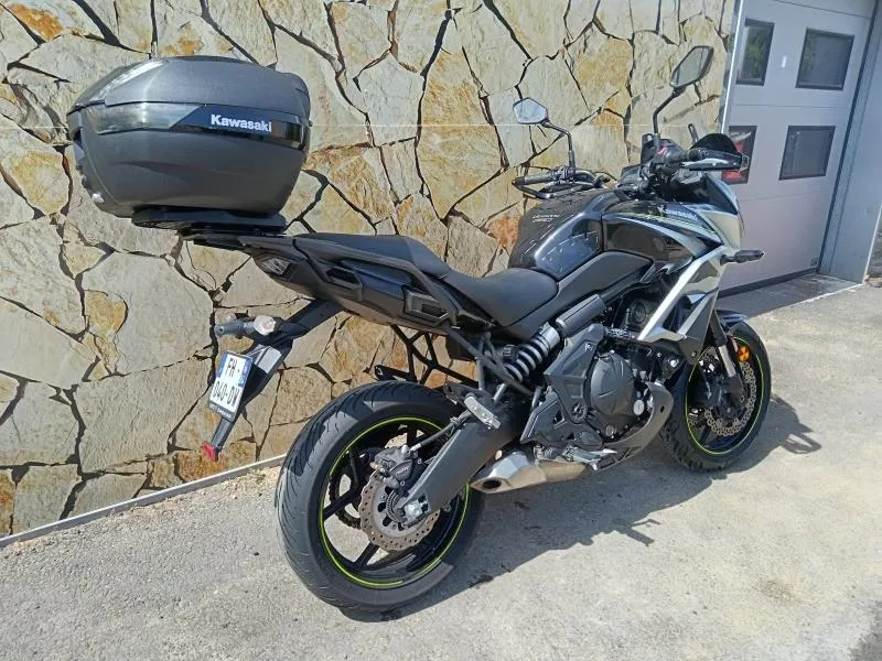 KAWASAKI 650 A2