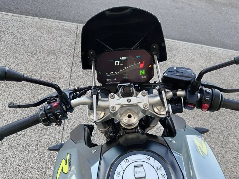 BMW F 900 R